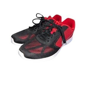 Nike Men's sz 11 Revolution 3 819300-600 Running Shoe University Red